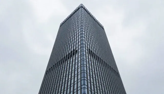 酒店预订等：乘车安全注意事项与维护建议
